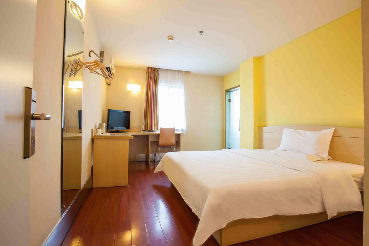 7Days Inn Dongguan Conference & Exhibition Center Camera foto